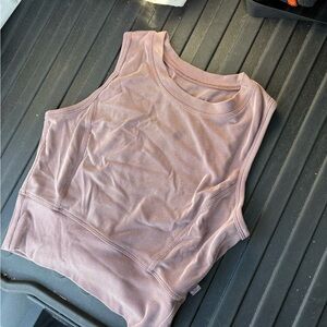 Lululemon Crop Twist back